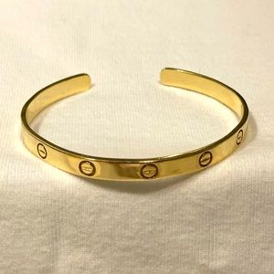 Cartier love cuff bracelet, 18k gold, size 19, lightly used